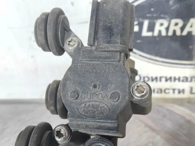 Блок клапанов центральный Land Rover Sport L320