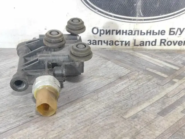 Блок клапанов центральный Land Rover Sport L320