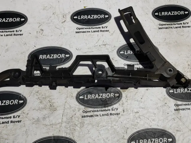 Кронштейн заднего бампера правый Sport L320