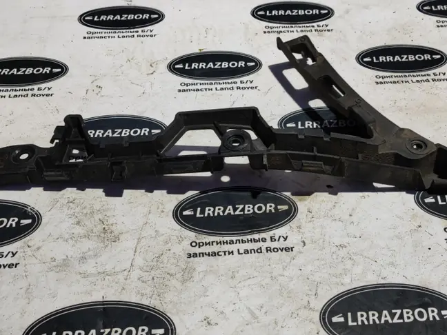 Кронштейн заднего бампера правый Sport L320