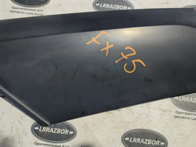 Молдинг стойки правой Range Rover Sport L320