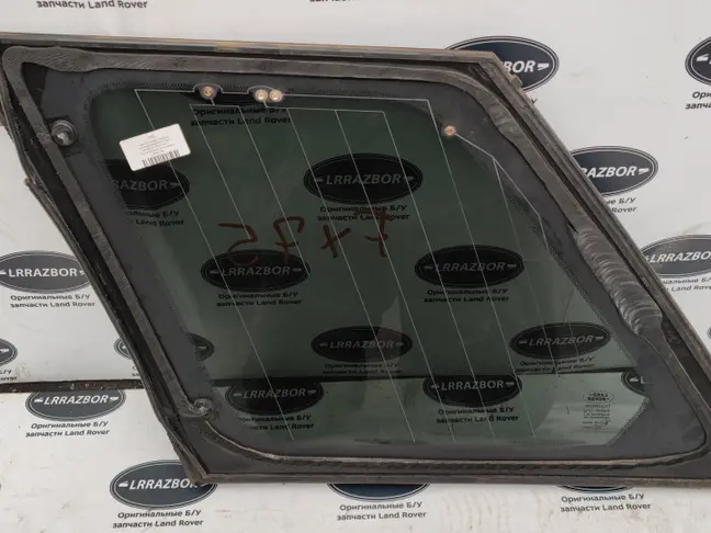 Стекло кузовное глухое правое Land Rover Sport 320