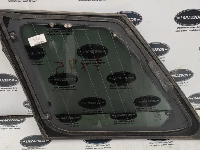 Стекло кузовное глухое правое Land Rover Sport 320