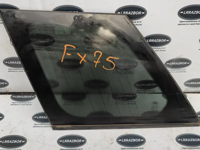 Стекло кузовное глухое левое Land Rover Sport L320