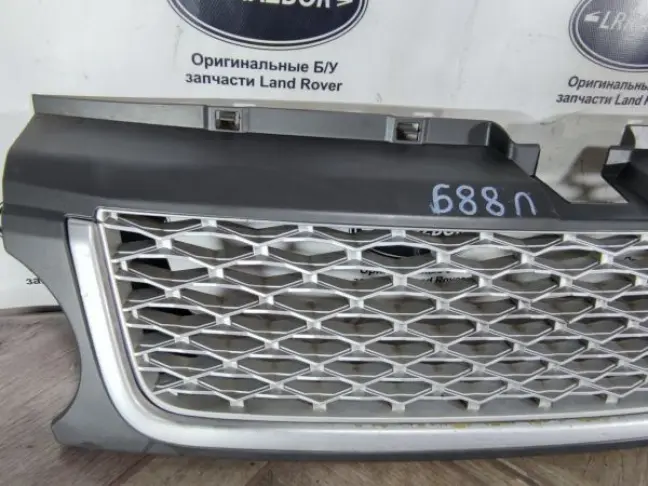 Решетка радиатора Range Rover Sport L320