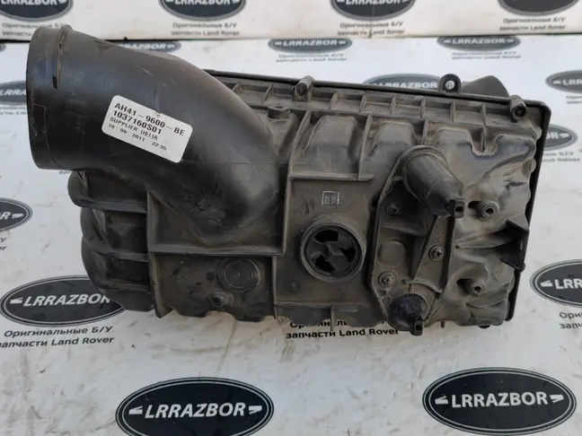 Корпус воздушного фильтра правый Range Rover L320