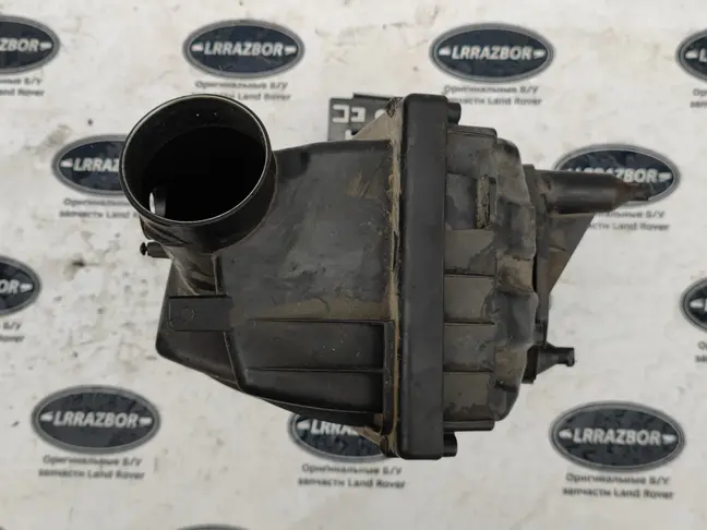 Корпус воздушного фильтра левый Range Rover L320
