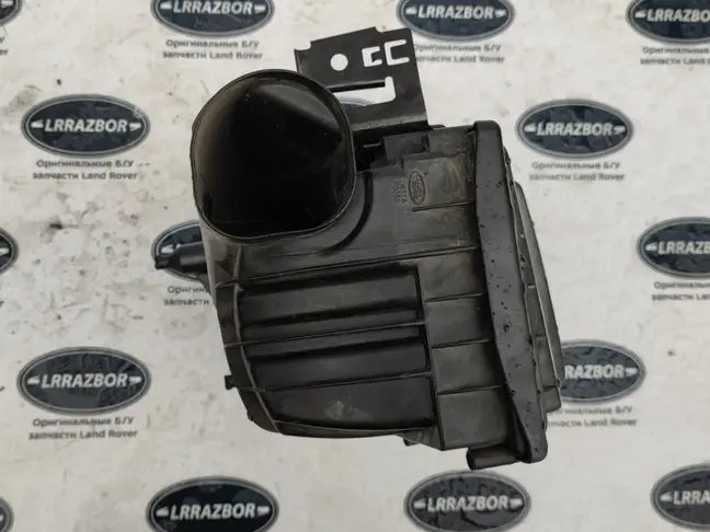 Корпус воздушного фильтра левый Range Rover L320
