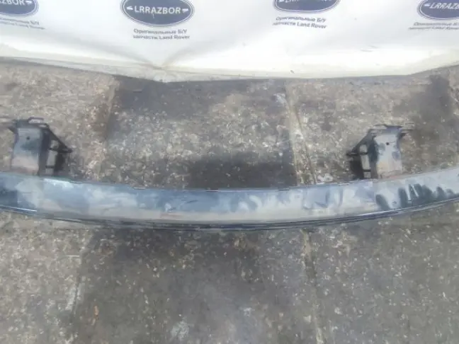 Усилитель переднего бампера Range Rover Sport L320