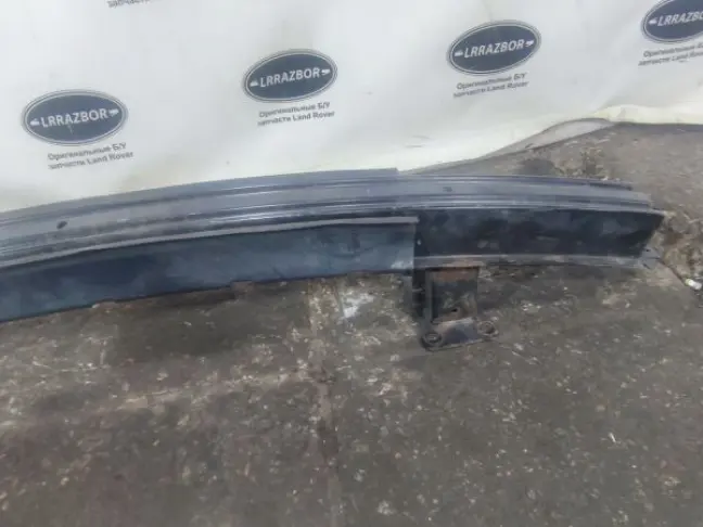 Усилитель переднего бампера Range Rover Sport L320