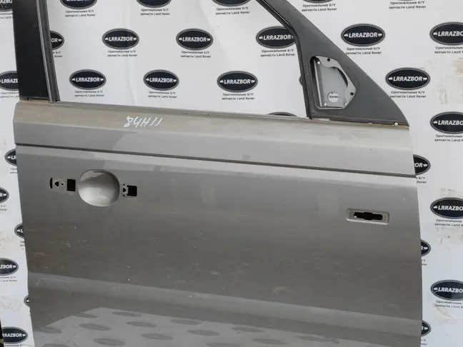 Дверь передняя правая Range Rover Sport L320 05-12