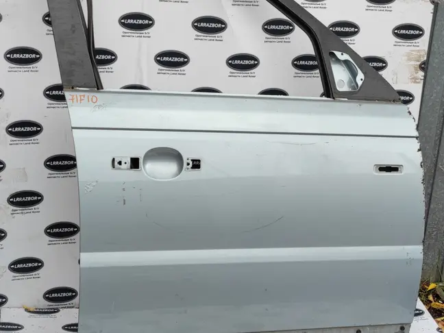Дверь передняя правая Range Rover Sport L320 05-12