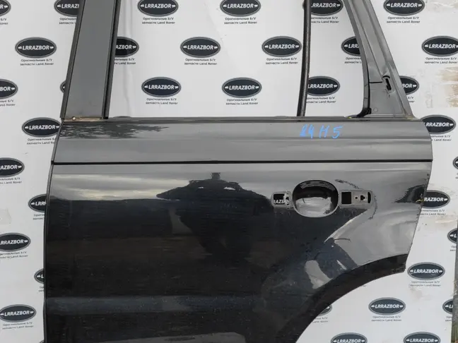 Дверь задняя левая Range Rover Sport L320 05-12