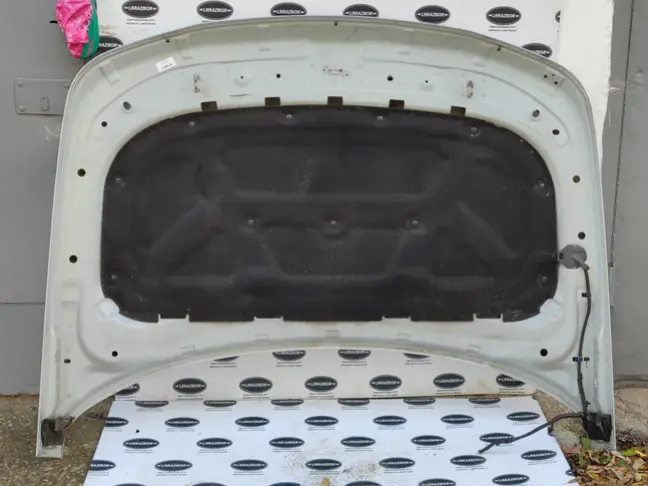 Капот Land Rover Range Rover Sport L320 2005-2013