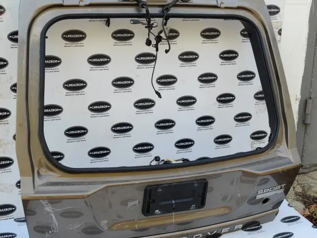 Крышка багажника Range Rover Sport L320