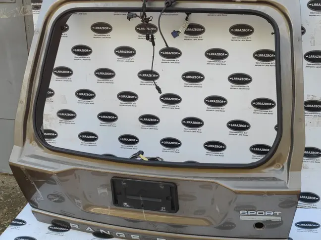 Крышка багажника Range Rover Sport L320
