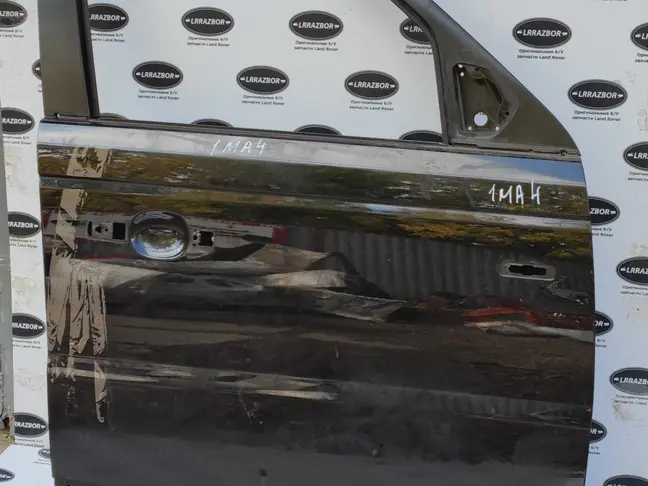 Дверь передняя правая Range Rover Sport L320 05-12