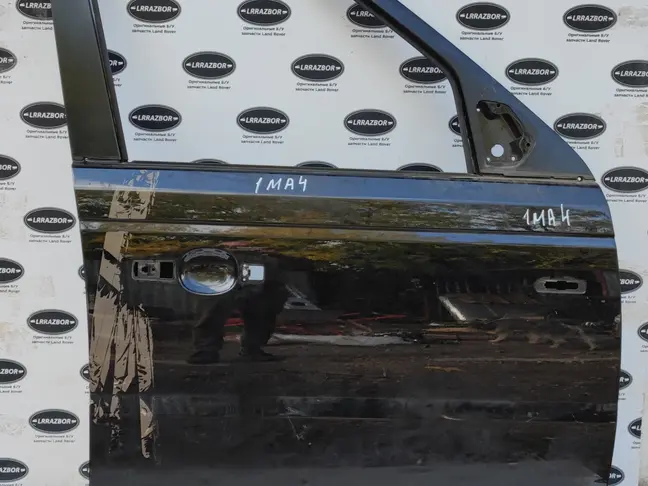 Дверь передняя правая Range Rover Sport L320 05-12