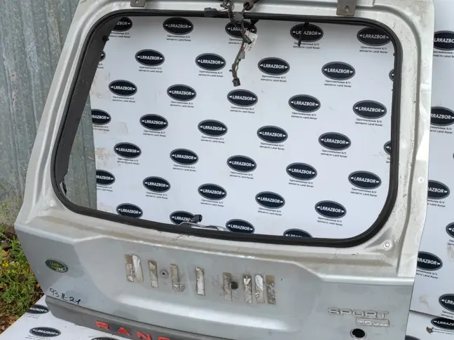 Крышка багажника Range Rover Sport L320