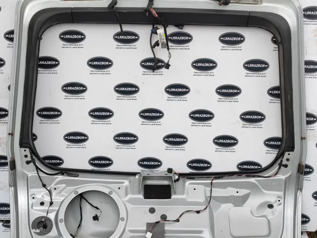 Крышка багажника Range Rover Sport L320