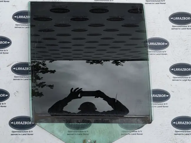 Стекло двери заднее правое Land Rover Freelander 2