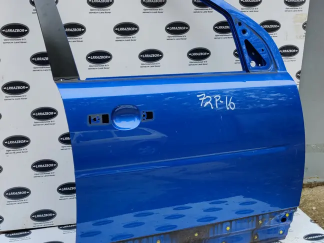 Дверь передняя правая Land Rover Freelander 2