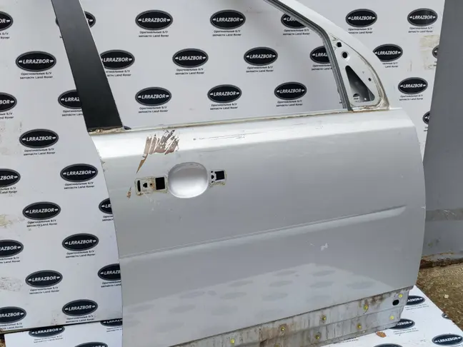 Дверь передняя правая Land Rover Freelander 2