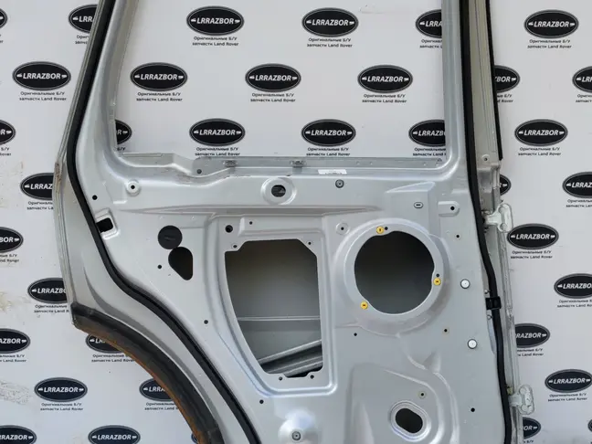 Дверь задняя левая Land Rover Freelander 2