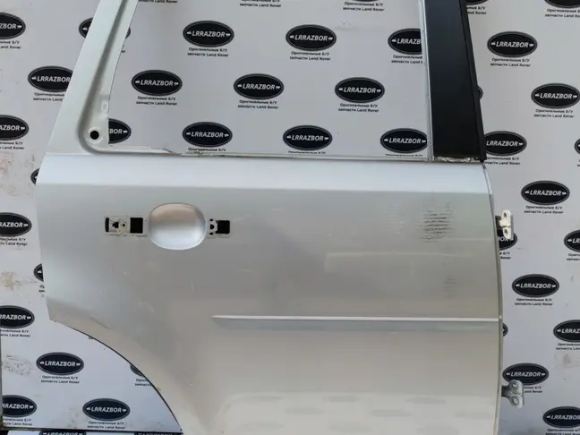 Дверь задняя правая Land Rover Freelander 2