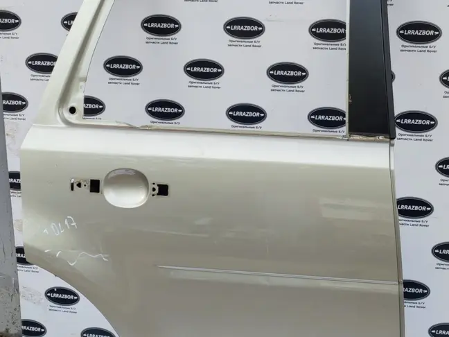 Дверь задняя правая Land Rover Freelander 2