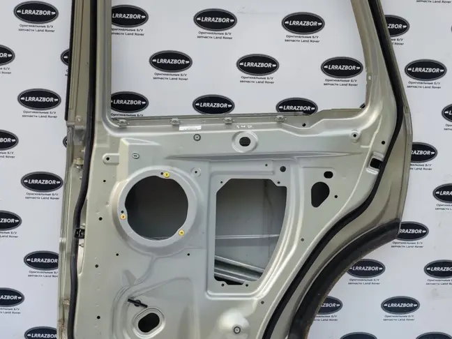 Дверь задняя правая Land Rover Freelander 2