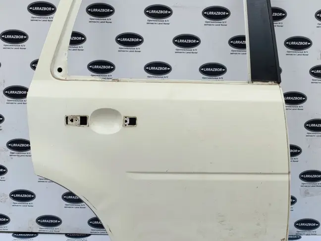 Дверь задняя правая Land Rover Freelander 2