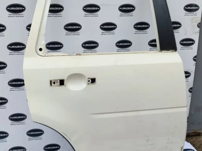 Дверь задняя правая Land Rover Freelander 2