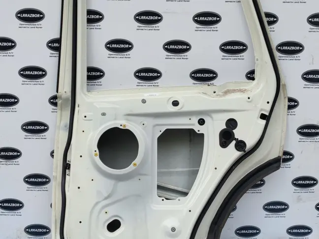 Дверь задняя правая Land Rover Freelander 2