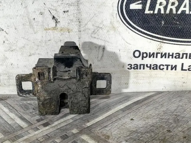 Замок капота Range Rover Sport L320