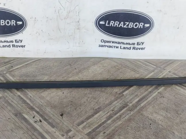 Молдинг стекла заднего левого Range Sport L320