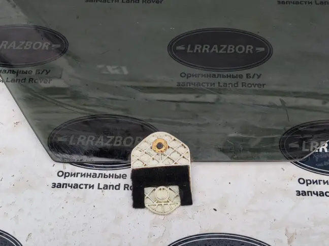 Стекло двери задней правой Range Rover Sport L320