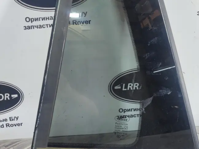 Форточка задняя левая Range Rover Sport L320
