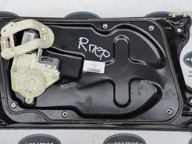 Стеклоподъемник передний правый Range Sport L320