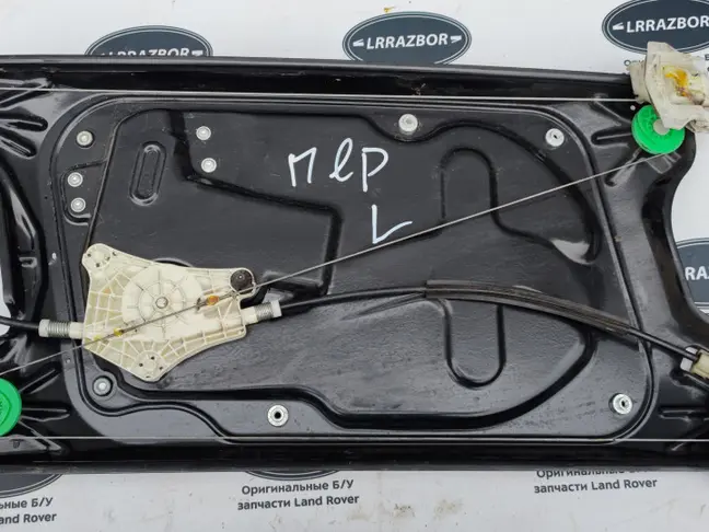 Cтеклоподъемник передний левый Range Sport L320