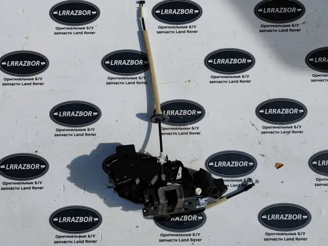 Замок двери задней правой Range Rover Sport L320