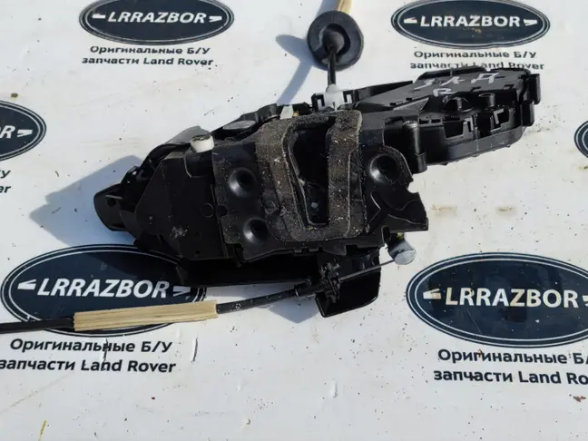 Замок двери задней левой Range Rover Sport L320