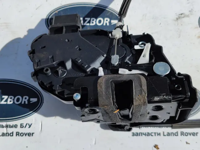 Замок двери передний правый Range Rover Sport L320