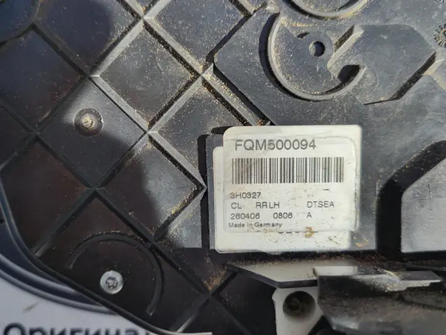 Замок двери задней левый Range Rover Sport L320