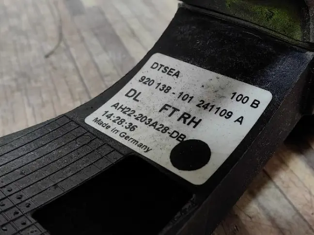 Ручка двери передняя правая Range Rover Sport L320