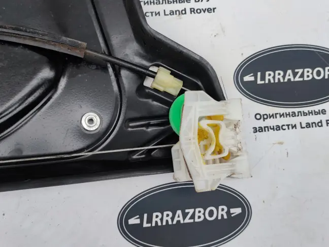 Cтеклоподъемник передний левый Range Sport L320