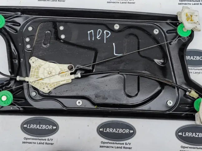 Cтеклоподъемник передний левый Range Sport L320