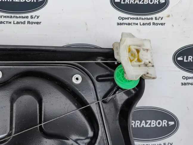 Cтеклоподъемник передний левый Range Sport L320