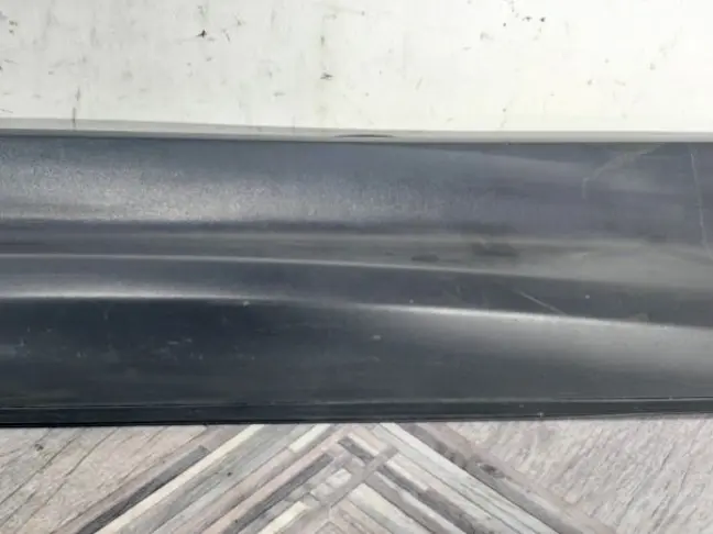 Молдинг передний правый  Range Rover Sport L320