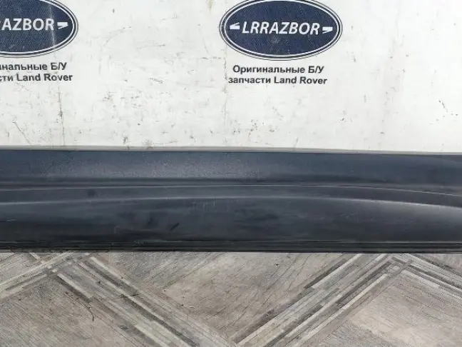 Молдинг передний правый  Range Rover Sport L320